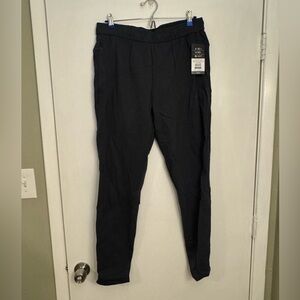 NWT men’s large zip pocket Russell Athletic Black Joggers gym lounge workout